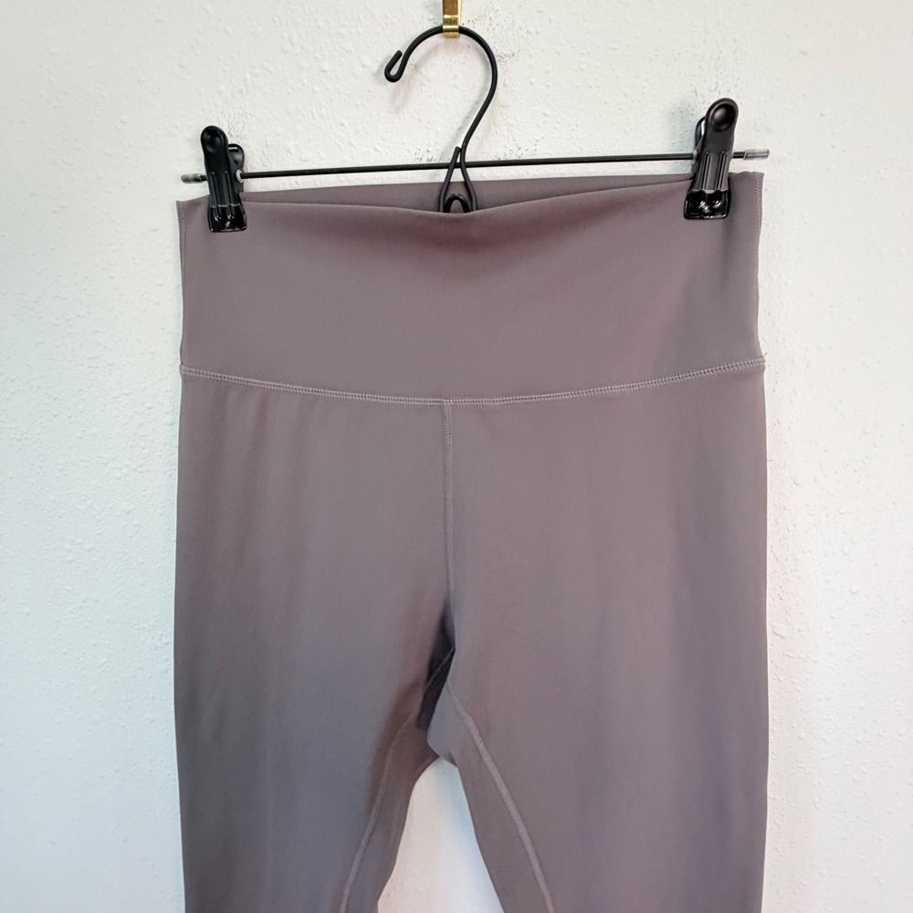 Lululemon High Rise Leggings Womens Mauve Taupe 7/8 Yoga Athleisure No Size Tag - Picture 12 of 14